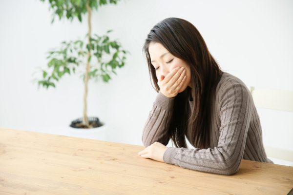 生理の吐き気とその他の吐き気 セール